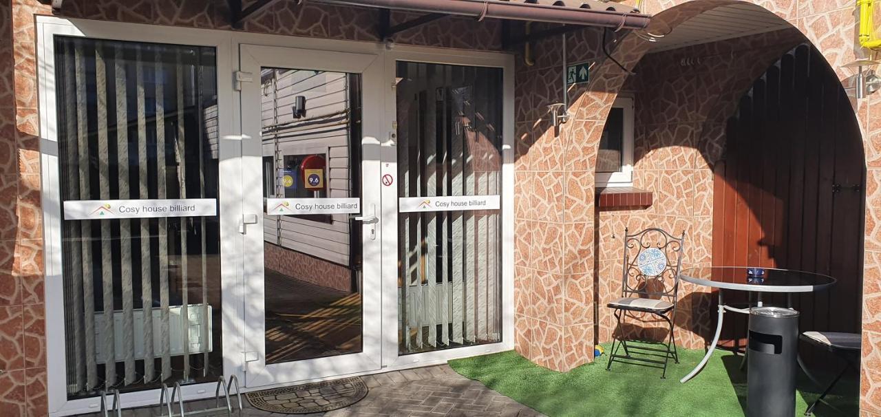 Aparthotel 4 ,, Cosy House Billiard " - Sauna & Parking Kaunas Luaran gambar